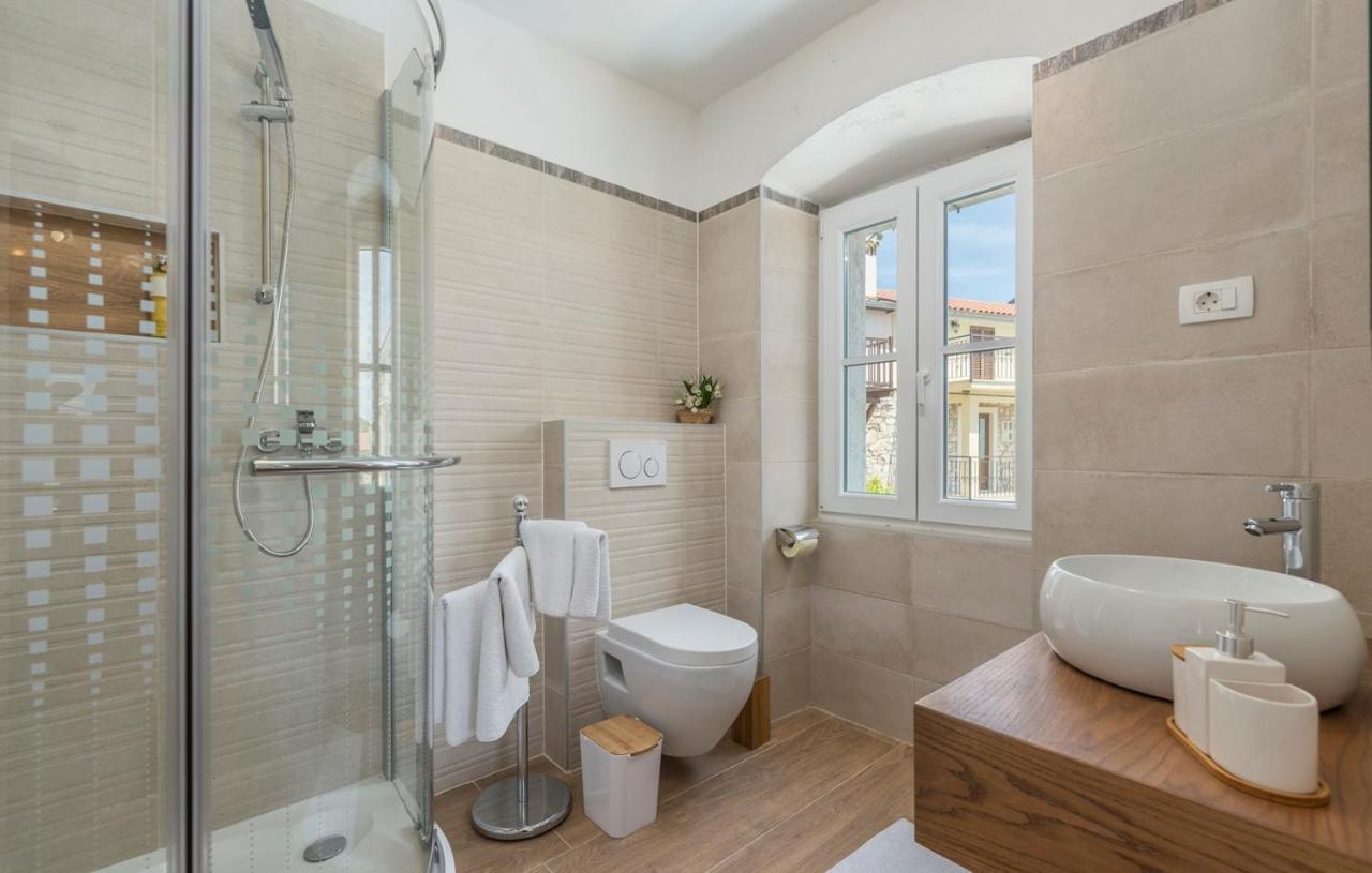 Beautiful Stone House - Villa Parentium With Private Pool Dračevac Exterior foto