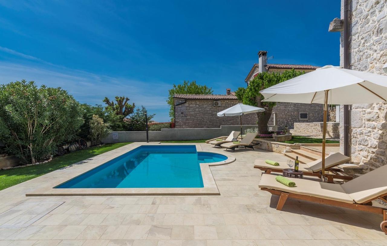 Beautiful Stone House - Villa Parentium With Private Pool Dračevac Exterior foto
