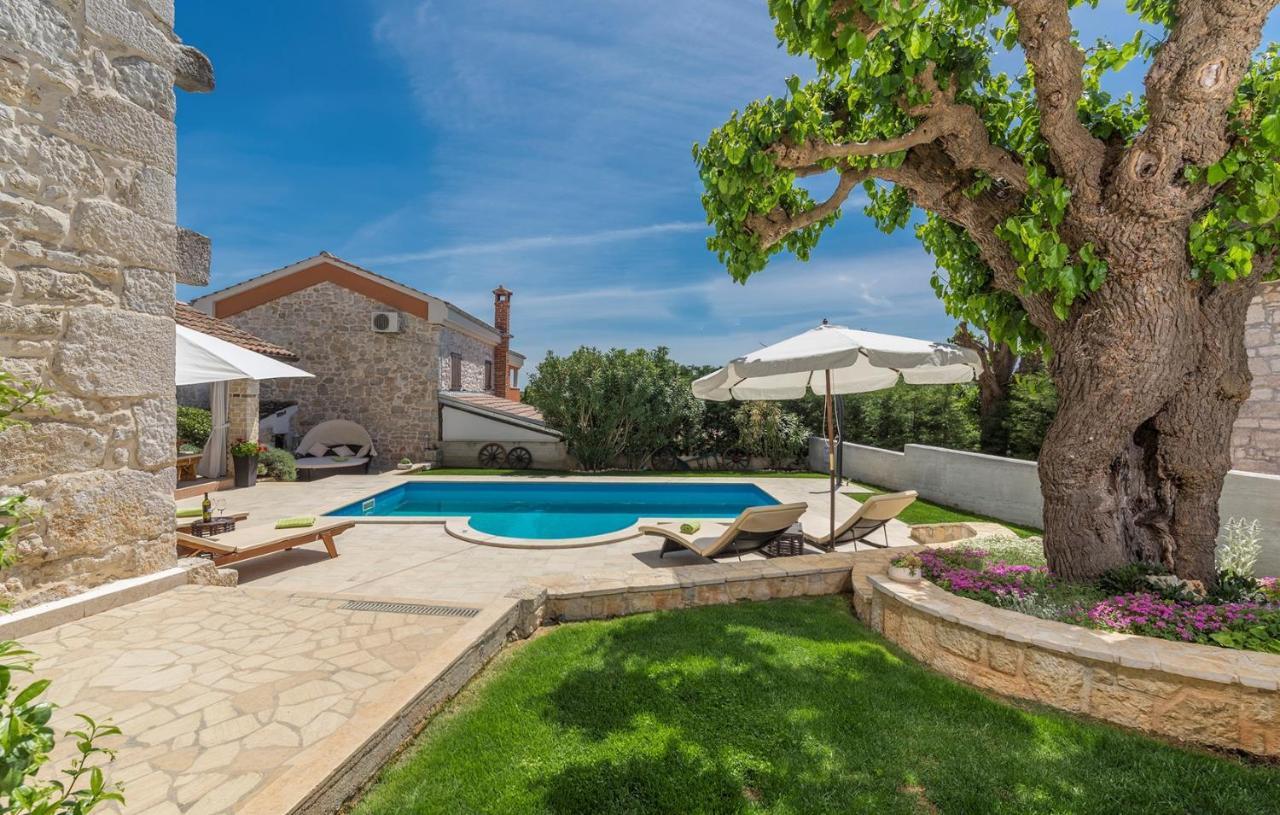 Beautiful Stone House - Villa Parentium With Private Pool Dračevac Exterior foto